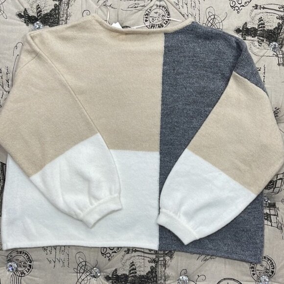 Adyson Parker Plus Size Color Block Sweater - Picture 5 of 8